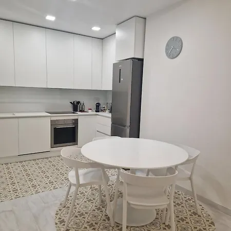 Tassoni 82 - In The Center With Sea View شقة بيسكارا